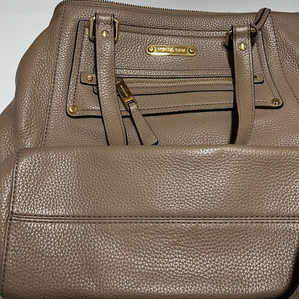 Michael Kors - Cross Body